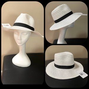 NWT Momentum Fedora White hat